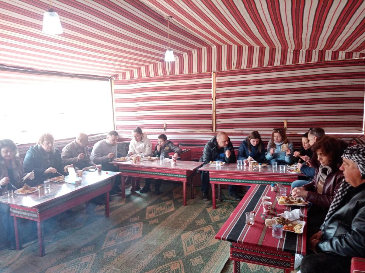 Zarb Desert Camp Wadi Rum Ngoại thất bức ảnh