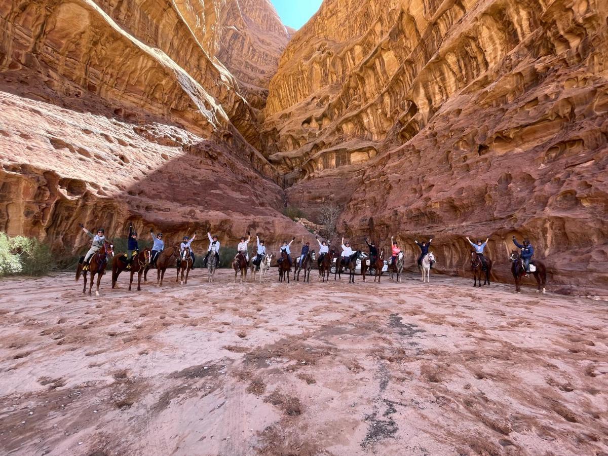 Zarb Desert Camp Wadi Rum Ngoại thất bức ảnh